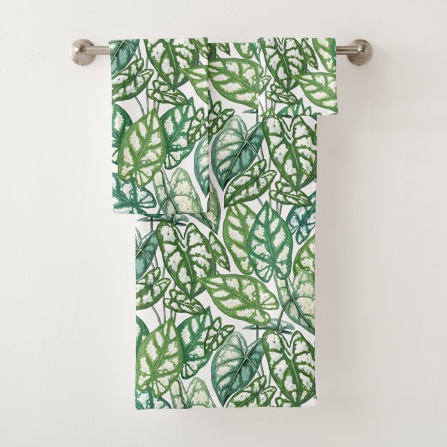 Green Tropical Leaves Pattern Bath Towel Set (Insitu)