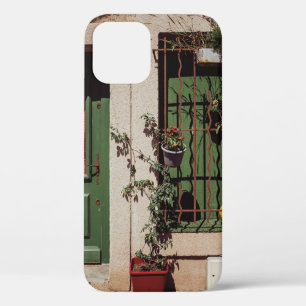 GREEN WOODEN DOOR WITH GREEN PLANT iPhone 12 CASE