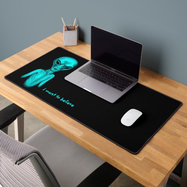 Grey Alien , I want to believe Desk Mat (Office 2)