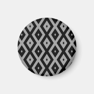 Grey and black diamond pattern magnet