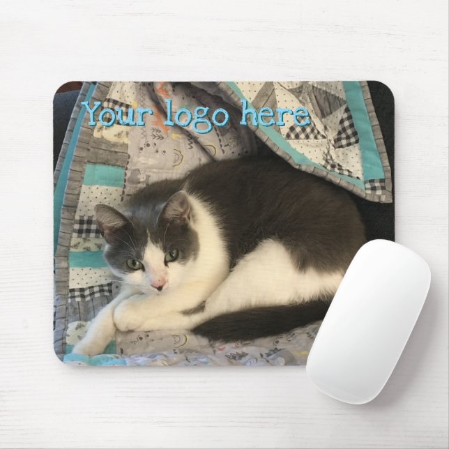 Grey and white cat mouse pad (With Mouse)