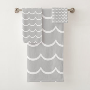 Grey and White Coastal Wave Pattern Bath Towel Set