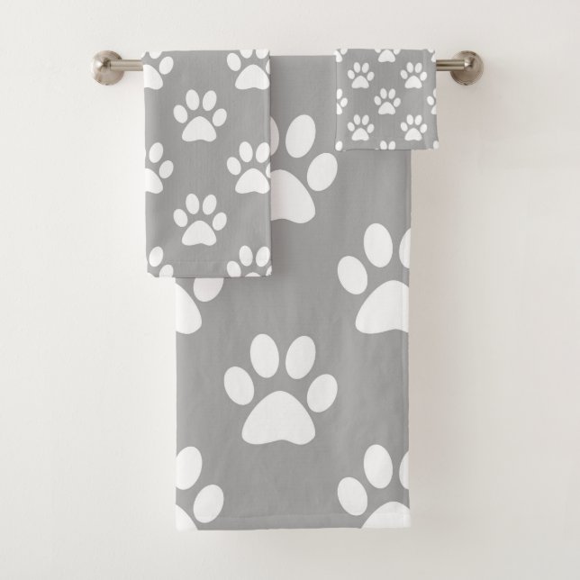 Grey and white paw prints bath towel set (Insitu)