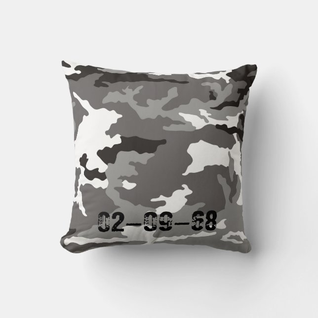 Grey camouflage pattern throw pillow (Front)