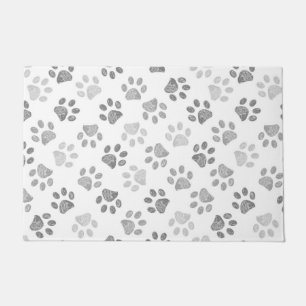 Grey doodle paw prints doormat