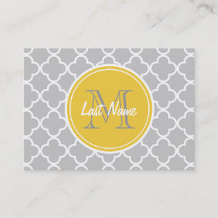 Grey Quatrefoil Pattern, Yellow Monogram Business Card