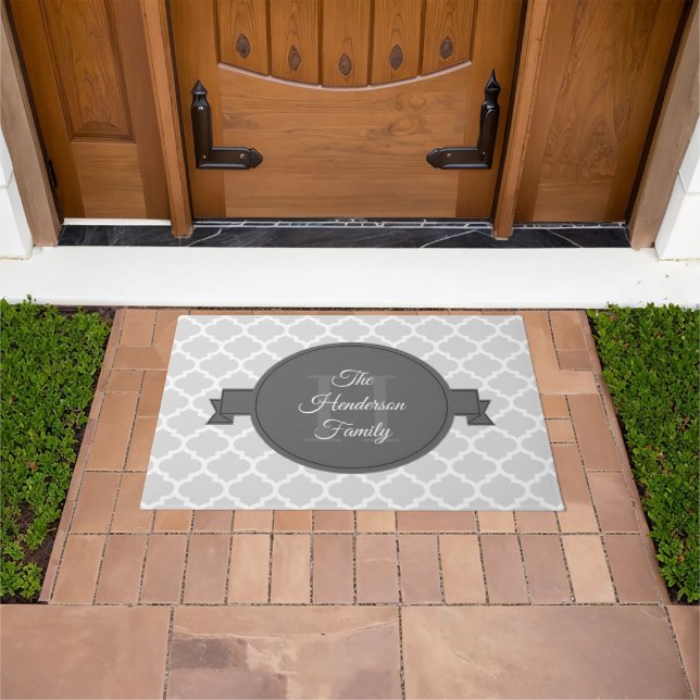 Grey Quatrefoil Personalized Doormat (Outdoor)