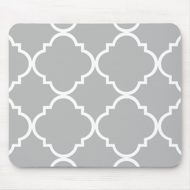 Grey White Large Quatrefoil Pattern Mouse Pad (Front)