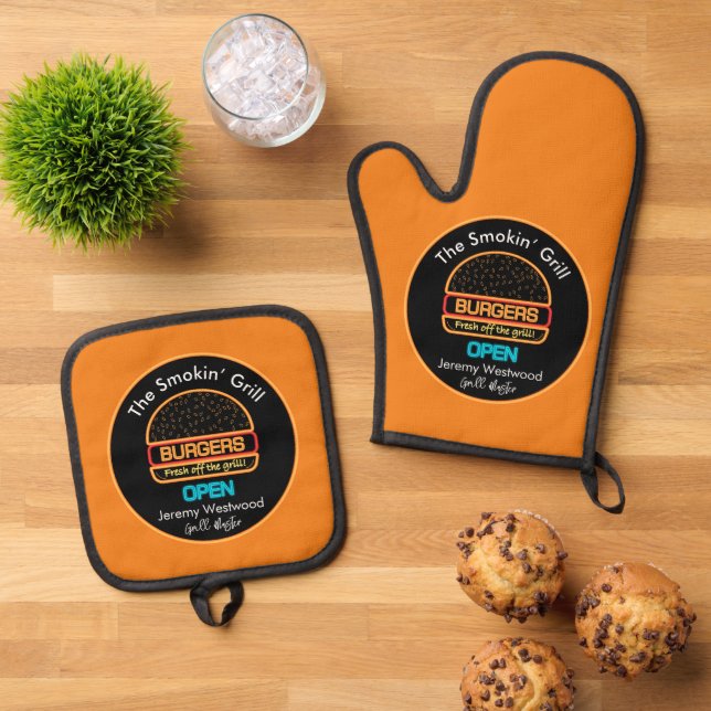 Grillmaster Grilling BBQ Oven Mitt & Pot Holder Set (Top Down)