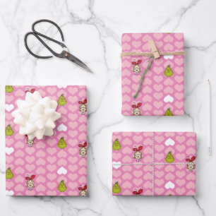 Grinch & Cindy-Lou Pink Heart Pattern Wrapping Paper Sheet