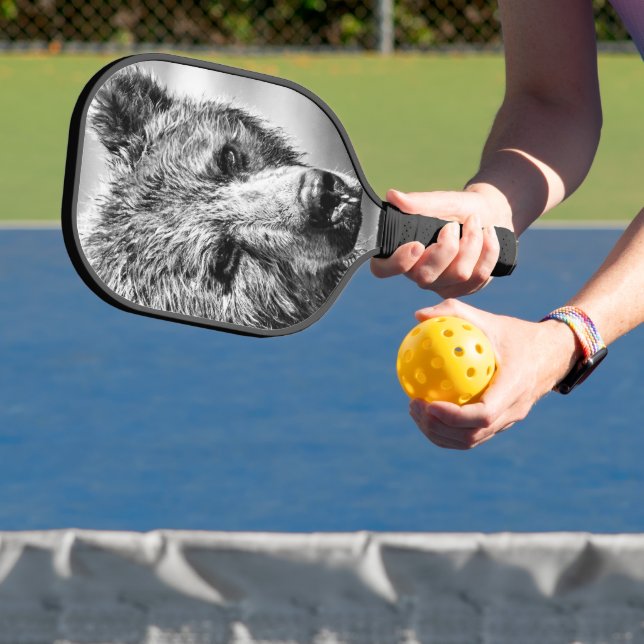 Grizzly bear portrait pickleball paddle (Insitu)