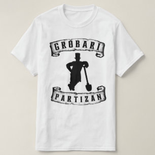 Grobari Partizan Crno Beli Grobar Sa Lopatom T-Shirt