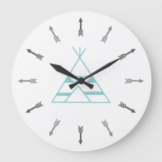 Groene Tipi Large Clock
