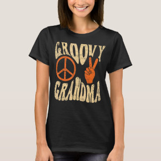 Groovy Grandma 70s Aesthetic Nostalgia 1970's Retr T-Shirt