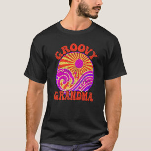 Groovy Grandma 70s Aesthetic Nostalgia 1970's Retr T-Shirt