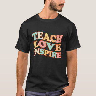 Groovy Hippy Teach Love Inspire Retro Teacher Men T-Shirt
