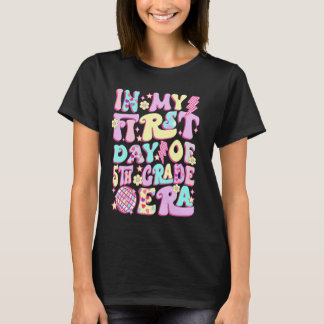 Groovy In My First Day 5th Grade Era Back To Schoo T-Shirt