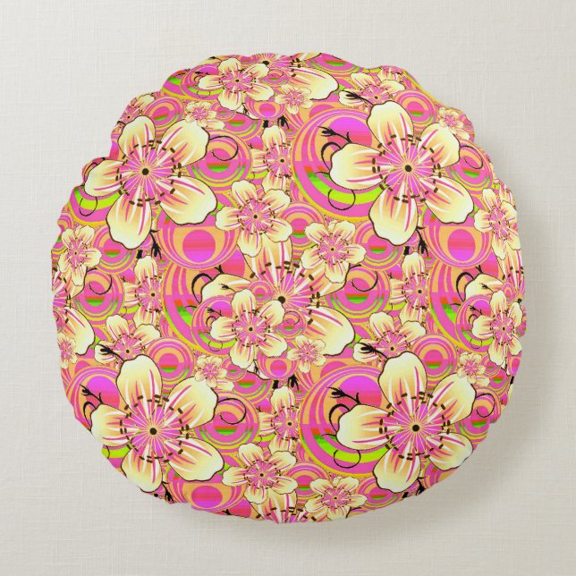 groovy pink flower pattern round pillow (Front)