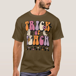 Groovy Retro Trick Or Teach Teacher Hippie Hallowe T-Shirt
