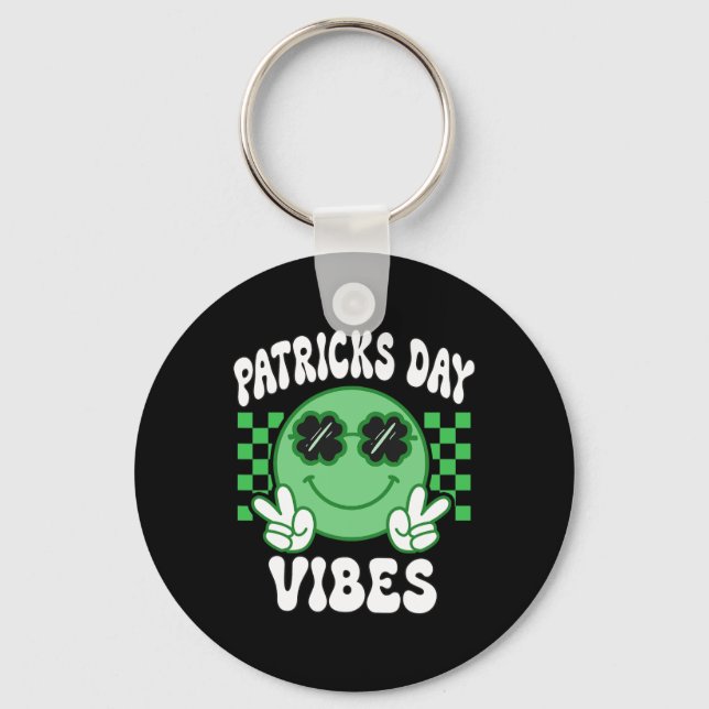 Groovy St Patricks Day Vibes Retro St Patrick's Da Keychain (Front)