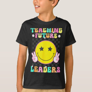 Groovy Teacher Retro Teaching Future Leaders Back T-Shirt