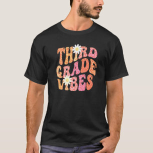 Groovy THIRD GRADE VIBES Teacher Fall Colours 3rd T-Shirt