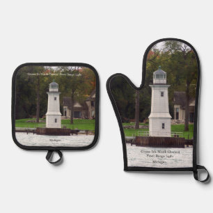 Grosse Isle North Channel Front Range Light Oven Mitt & Pot Holder Set
