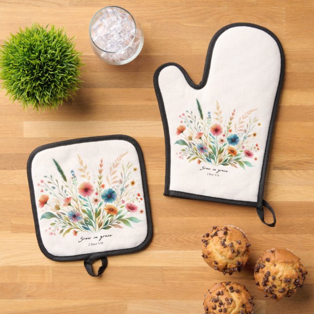 Grow in Grace floral Oven Mitt & Pot Holder Set (Top Down)