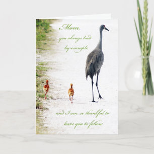 Grue de sable avec bébés Carte de fête des mères