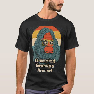 Grumpiest Grandpa Around  Fathers Day Humour Paren T-Shirt