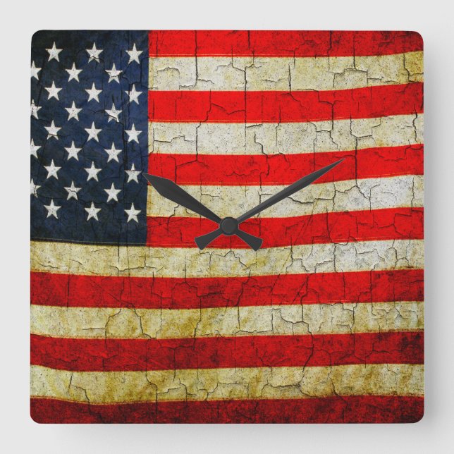 Grunge America flag clock (Front)