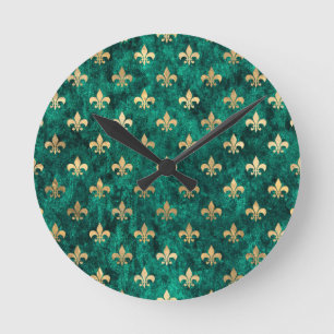 Grunge Green Velvet Fleur De Lis Mardi Gras Round Clock