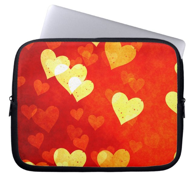 Grunge hearts laptop sleeve (Front)