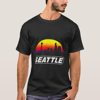 Grunge Seattle Skyline Distressed Look Design T-Shirt