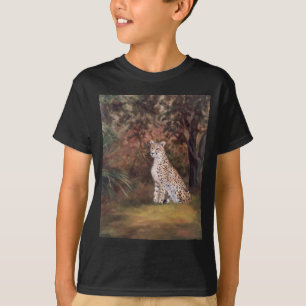 Guépard reposant le T-shirt fier de garçons