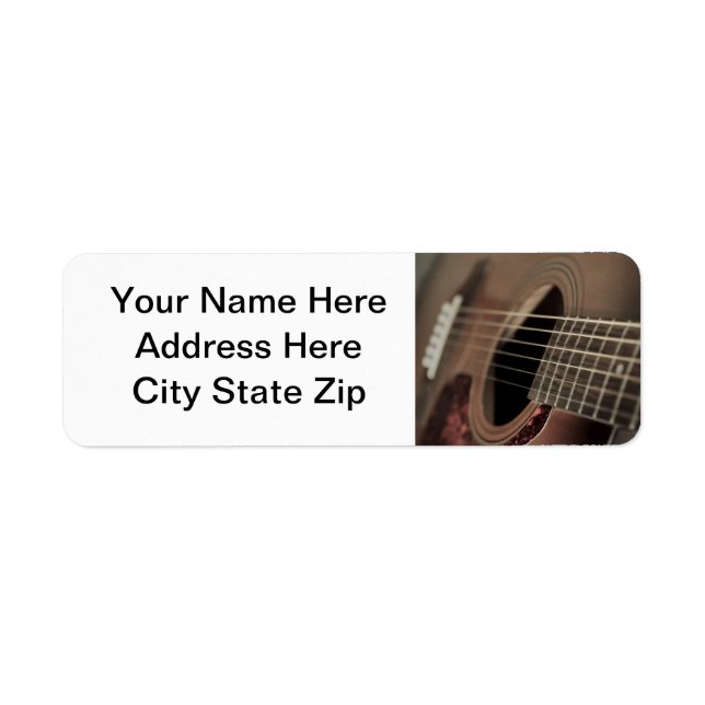 Guitare acoustique à six places (Devant)