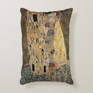Gustav Klimt's The Kiss (circa 1908) Throw Pillow