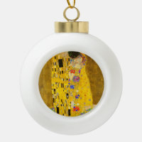 Gustav Klimt's The Kiss famous painting.    