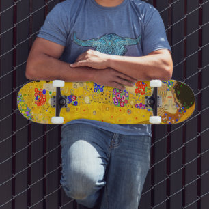 Gustav Klimt's The Kiss famous painting. Skateboard