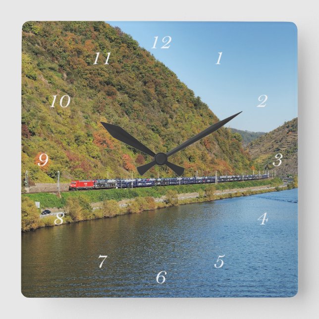 Güterzug bei Löf Square Wall Clock (Front)