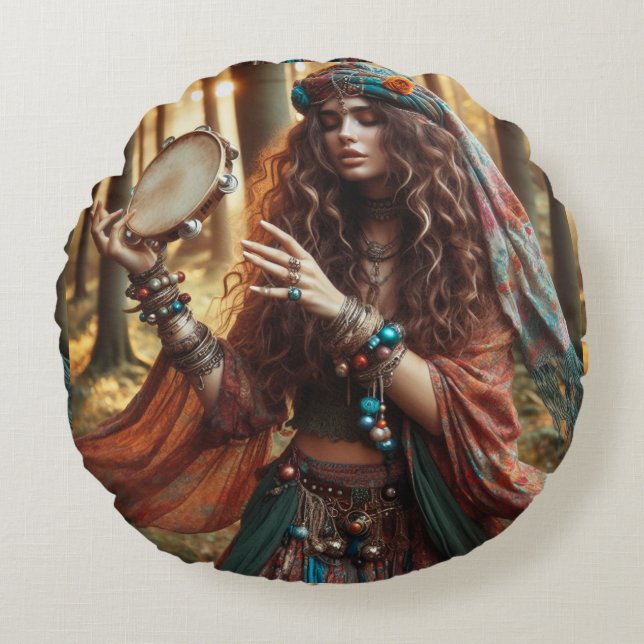 gypsi lady round pillow (Front)