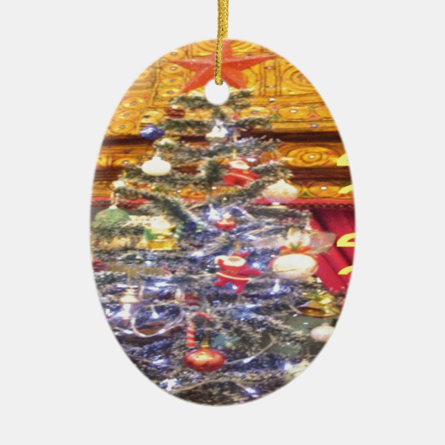 Hakuna Matata Merry Christmas & a Happy New Year.p Ceramic Ornament (Front)