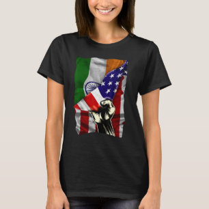 Half American Flag Indian ROOTS USA Flag India DNA T-Shirt