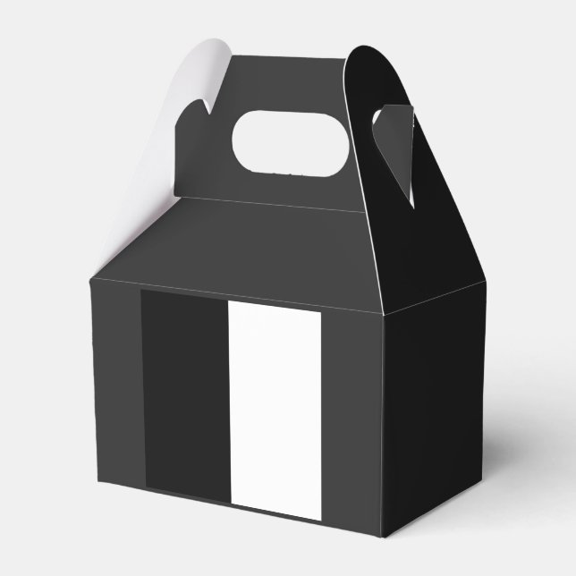 half white half black, half black half white favor box (Front Side)