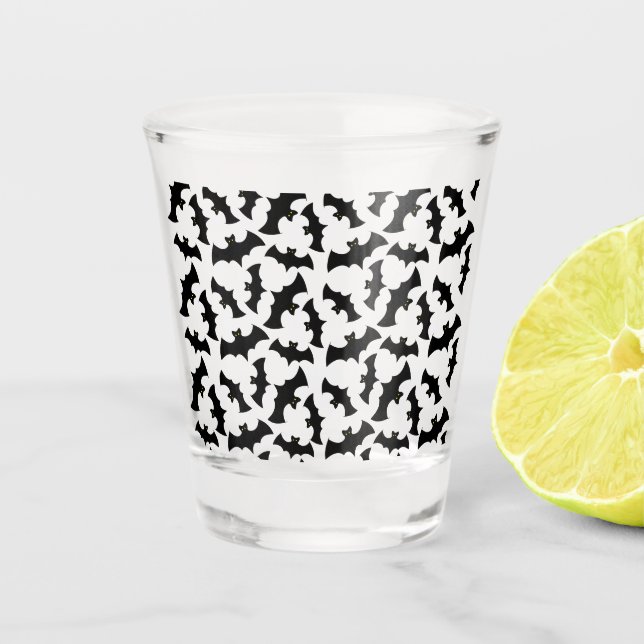 Halloween bats shot glass (Front)