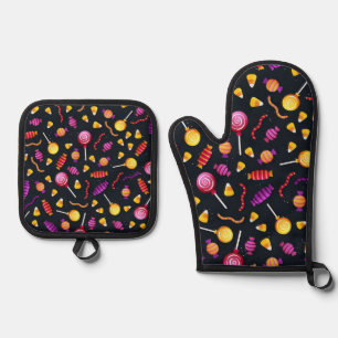 Halloween candy pattern oven mitt & pot holder set