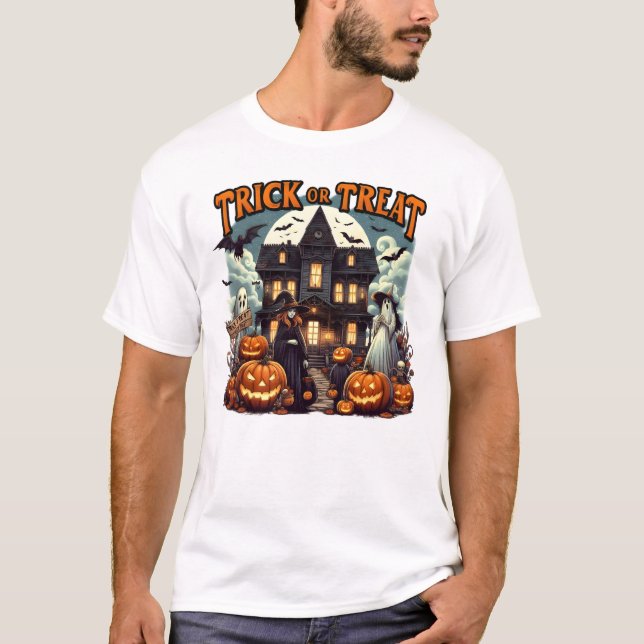 Halloween fun with pumpkins and ghosts! T-Shirt (Front)