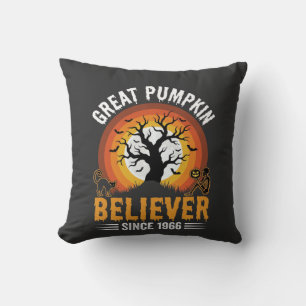 Halloween Great Pumpkin Believer Retro Skeleton Throw Pillow