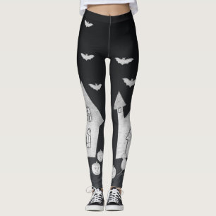 Halloween night with Haunted House, Bats, Pumpkins Leggings