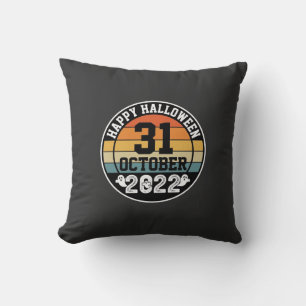 Halloween October 31 2022 Sunset Retro Design_1 Throw Pillow
